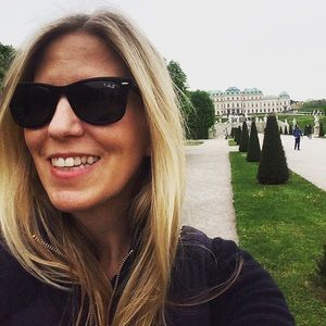 Meet your Posher, Brooke